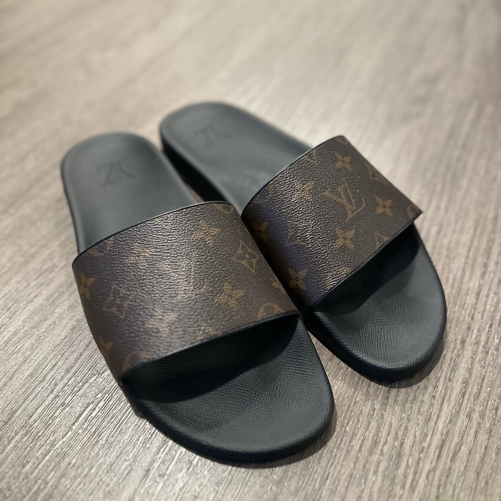 Louis Vuitton Black and Brown Sandals